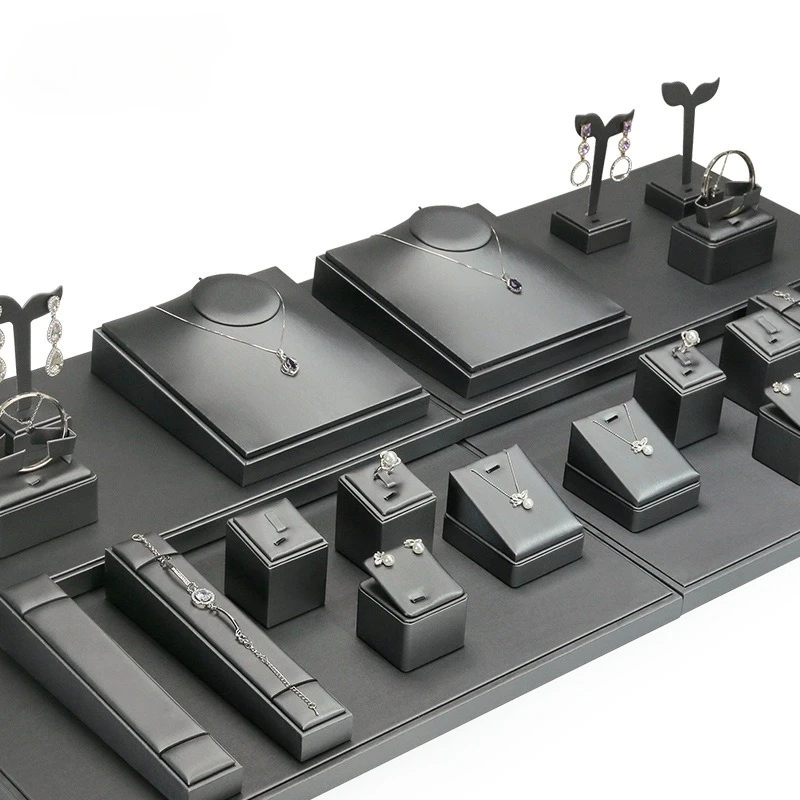 

Leather Jewelry Stand Large Luxury Ring Storage Holder Exhibitor Counter Necklaces Bracelet Display Shelf Jewellery Organizer