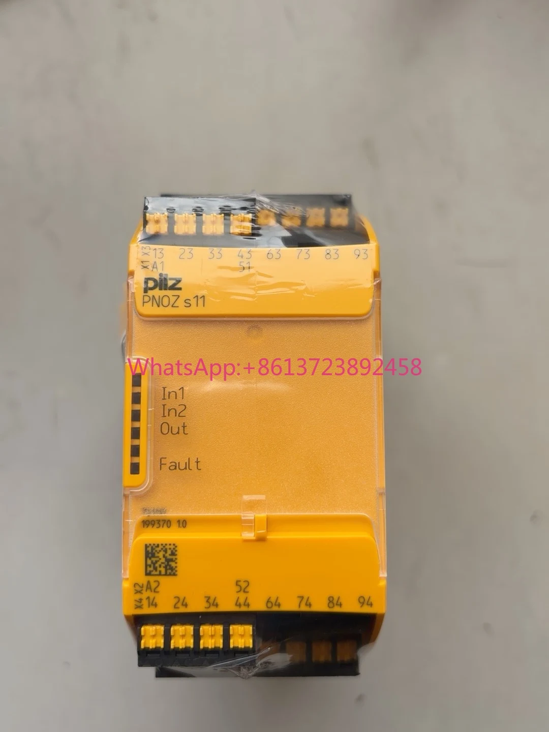 PILZ safety relay PNOZ s11C 751111 in Stock