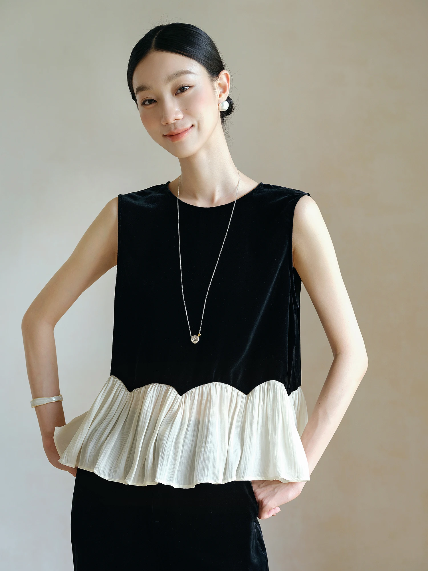 

Шелковый бархатный жилет Ji Qirui с круглым вырезом, тонкий, не деформируемый, летний, с эффектом высококачественного шитья, для женщин