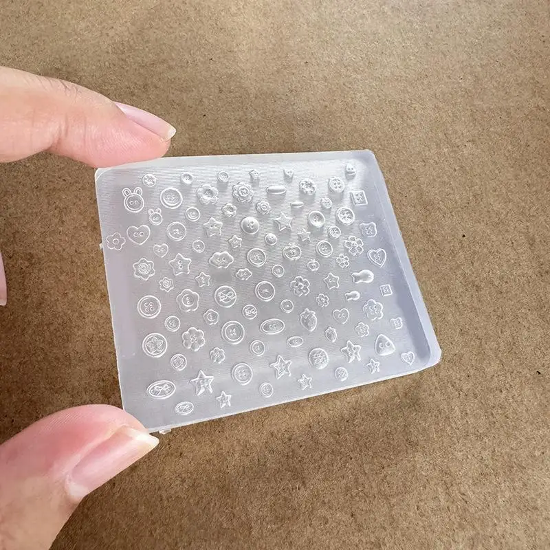 3D-Knöpfe Nagelkunst Silikonform DIY Maniküre Kleine Knopf-Modelle Niedliche Nagel-Charms Werkzeug Damen DIY Harz-Schnallen-Zubehör – Detail 3