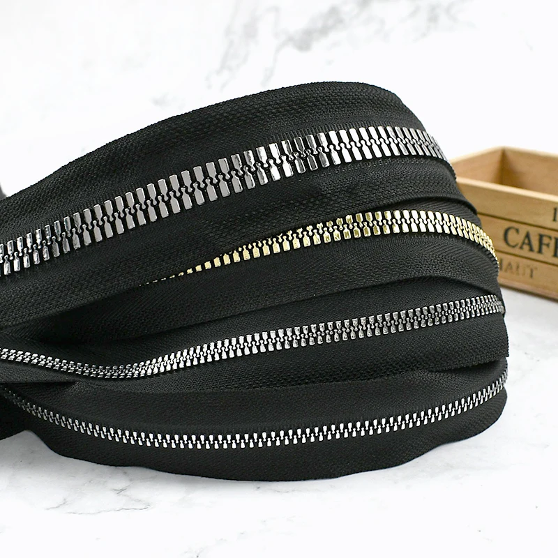 

1-5M Sewing Resin Zippers Closures 3# 5# 8# 10# 15# Bag Wallet Coil Roll Zip By The Meters Bag Clothes Zips Repair Accessories