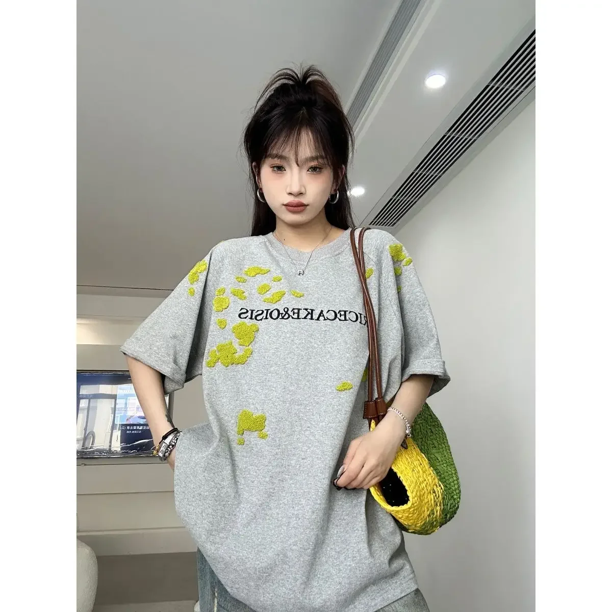 

American summer street fashion men and women personalized letter round neck short sleeved couple loose retro casual T-shirt top