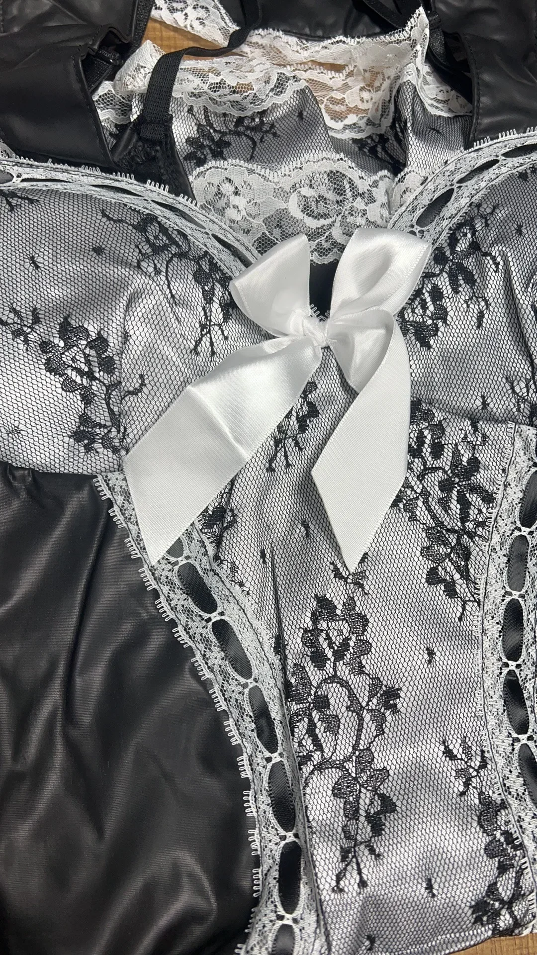 Women's Cute Maid Costume Halloween Cosplay French Maid Costume Adult Lolita Anime Servant Dress view 6