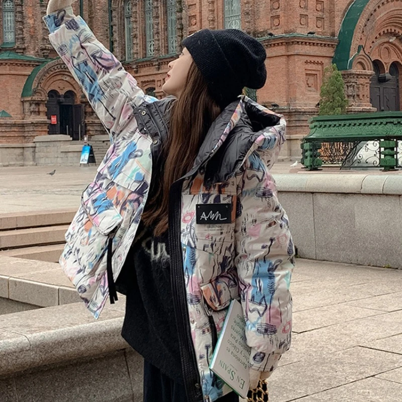 90 Graffiti Hooded Down Jacket Women's Winter 2025 New Loose Casual Personalized Fashion Versatile Thick Bread Coat