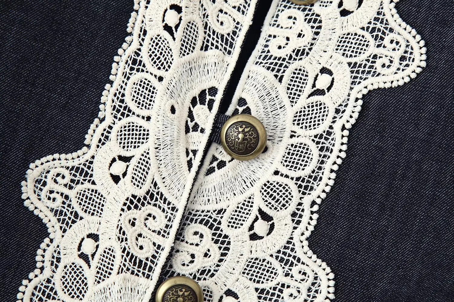 KONDALA Damen Schickes Vintage-Shorts-Set, Spitzenbesetzter Kurzblazer, Shorts mit Knopfbesatz, 2026 Frühherbst Trendiger Eleganter Pendleranzug – Detail 11