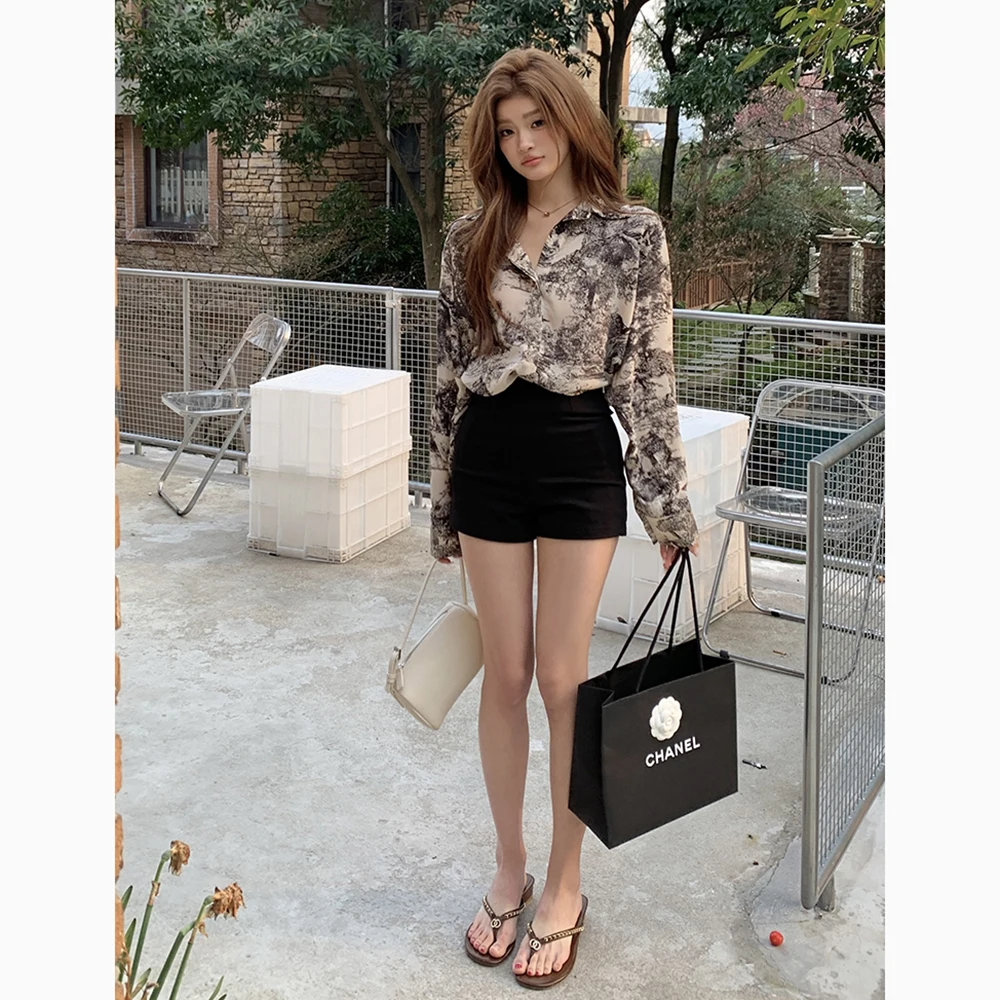 2024 summer new mountain moon dyed chiffon flower shirt temperament female black and white ink drape light top