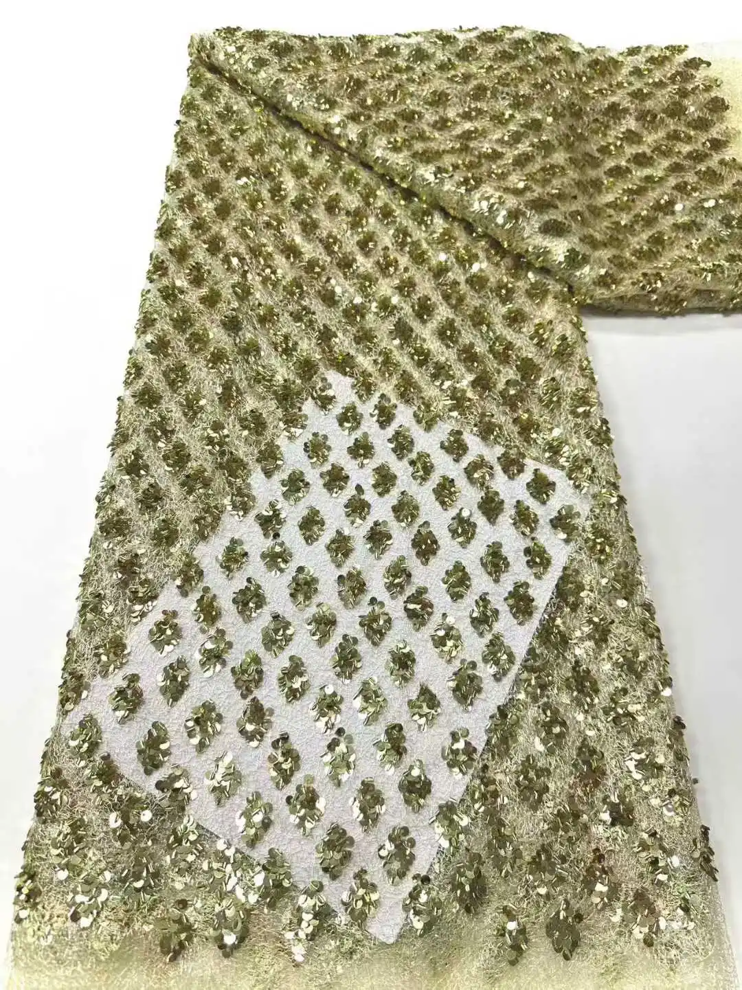 

Hot Sale African Nigerian Lace Fabric French Mesh Tulle Line Embroidery Sequin Bead High Quality Heavy Bridal Wedding Dress Sew
