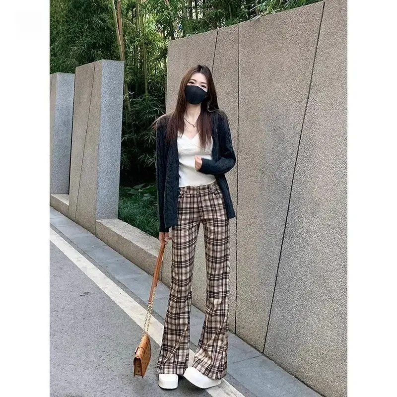 Pantaloni scozzesi drappeggiati leggermente svasati da donna Pantaloni a ferro di cavallo casual a gamba larga lunghi fino al pavimento