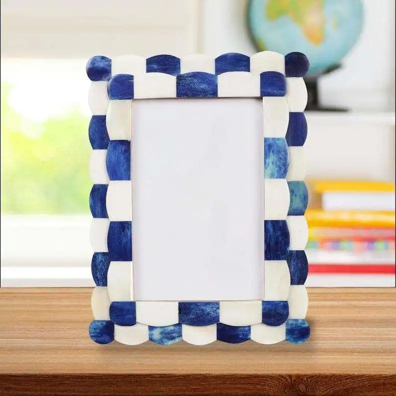 Customizable sustainable rustic wood resin frame for home office home decor, holiday season Christmas wood inlaid frame 6x4/7x5