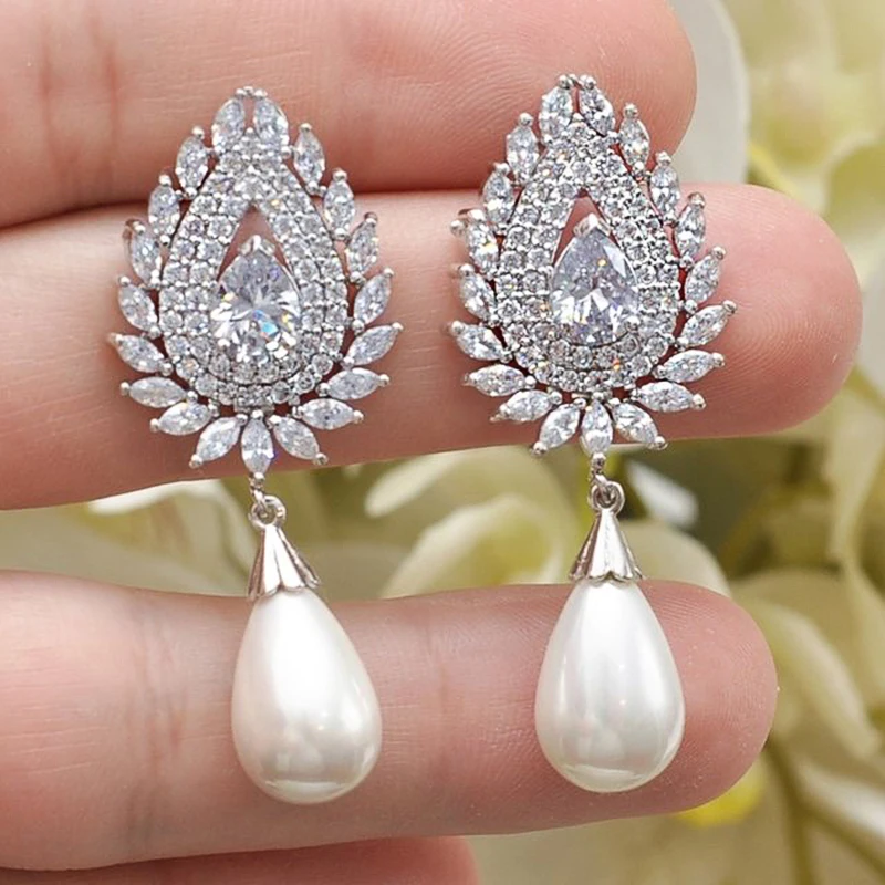 Huitan Trendy Luxury Women Wedding Earrings Paved Brilliant Cubic Zirconia Pear Shape Simulated Pearl Drop Earrings New Jewelry