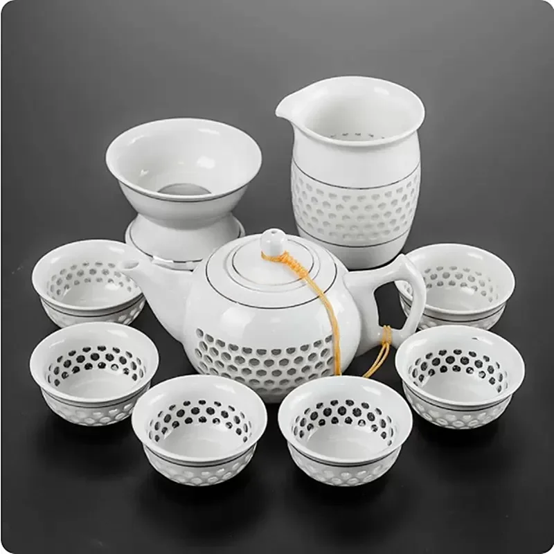 Exquisite Peony Automatic Tea Set Blue and White Ceramic Porcelain Hollow Honeycomb Tea set Teapot Teacup Gaiwan Tea Sets Suit