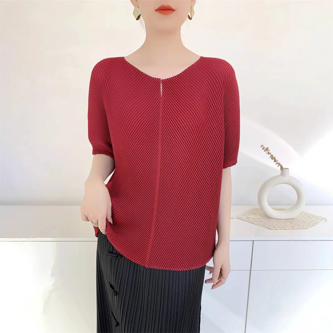 Miyake Pleated Solid Color Top 2025 Summer New Comfortable Casual Loose T-shirt Round Neck Short Sleeve