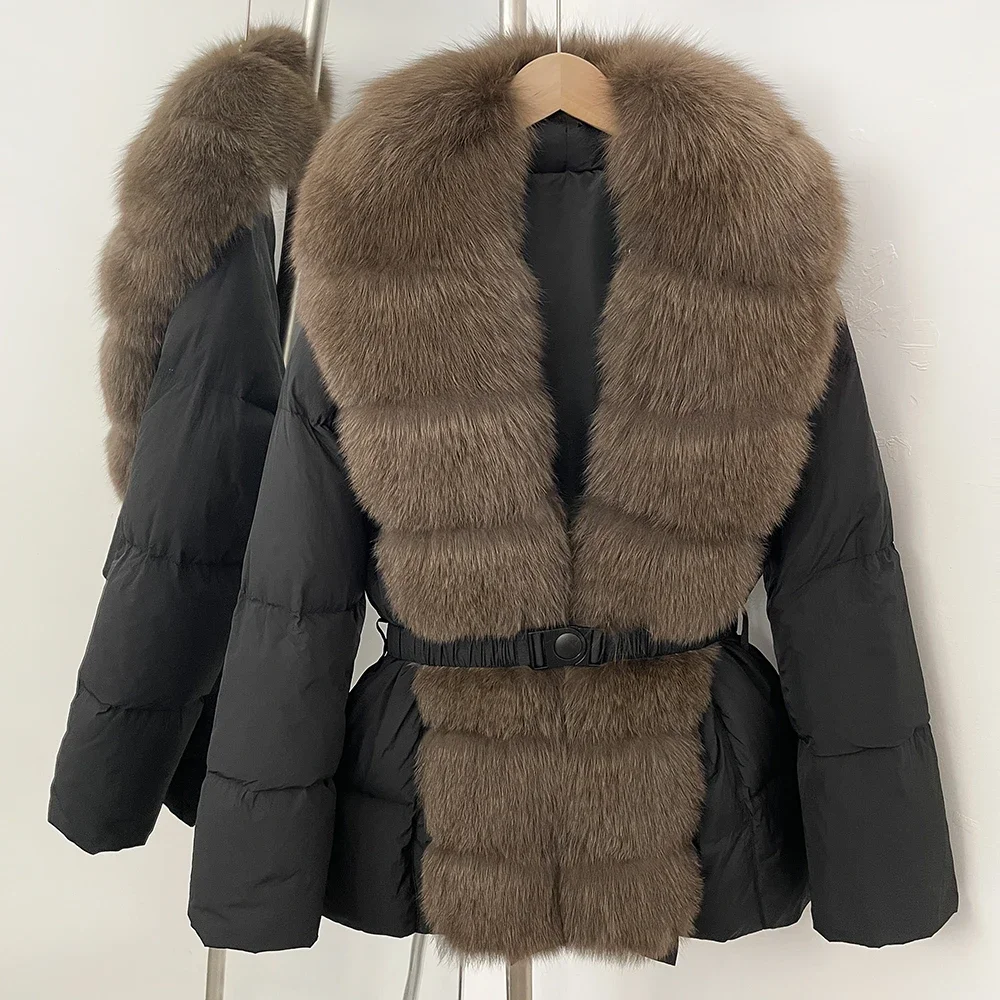 Piumino da donna in pelliccia di volpe naturale di lusso con collo in pelliccia di volpe, piumino casual Parka 2025 enorme piumino in piumino d'anatra bianca