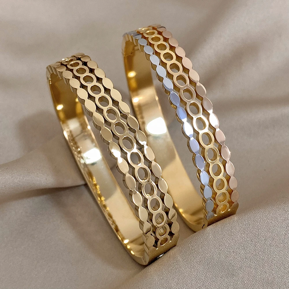 Classic Three Tone Oval Ripple Stainless Steel Bangles Bracelets for Women Waterproof Fashion New Design Jewelry Gifts