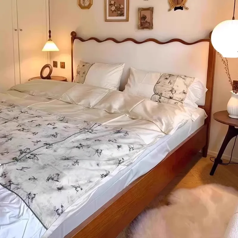 French retro master bedroom double solid wood bed wave ripple medium ancient soft bag bed meter 5 small apartment meter