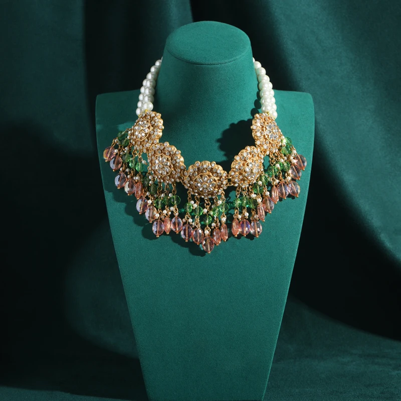 Statement Pearl Collar Chokers Necklace For Woman Chunky Large Glass Bead Crystal Rhinestones Charm Vintage Designer Jewelry
