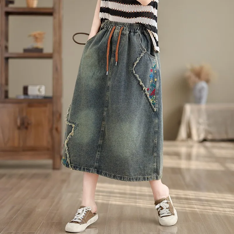 High Waist Casual Denim Skirt Women New 2024 Spring Vintage Style Streetwear Floral Embroidery Female A-line Long Skirts B3713