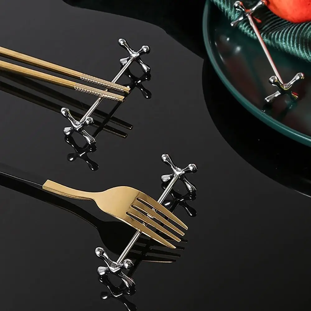 1Pcs Durable Plum Shape Chopstick Holder Stainless Steel Metal Tableware Stand Chopsticks Rack Art Craft Table Decoration