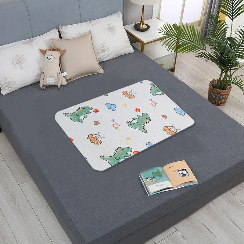 

Waterproof Washable Mattress Urine Mat for Baby Toddlers Cute Cartoon Bed Protector Diaper Bedding Urine Pads Cloth Breathable