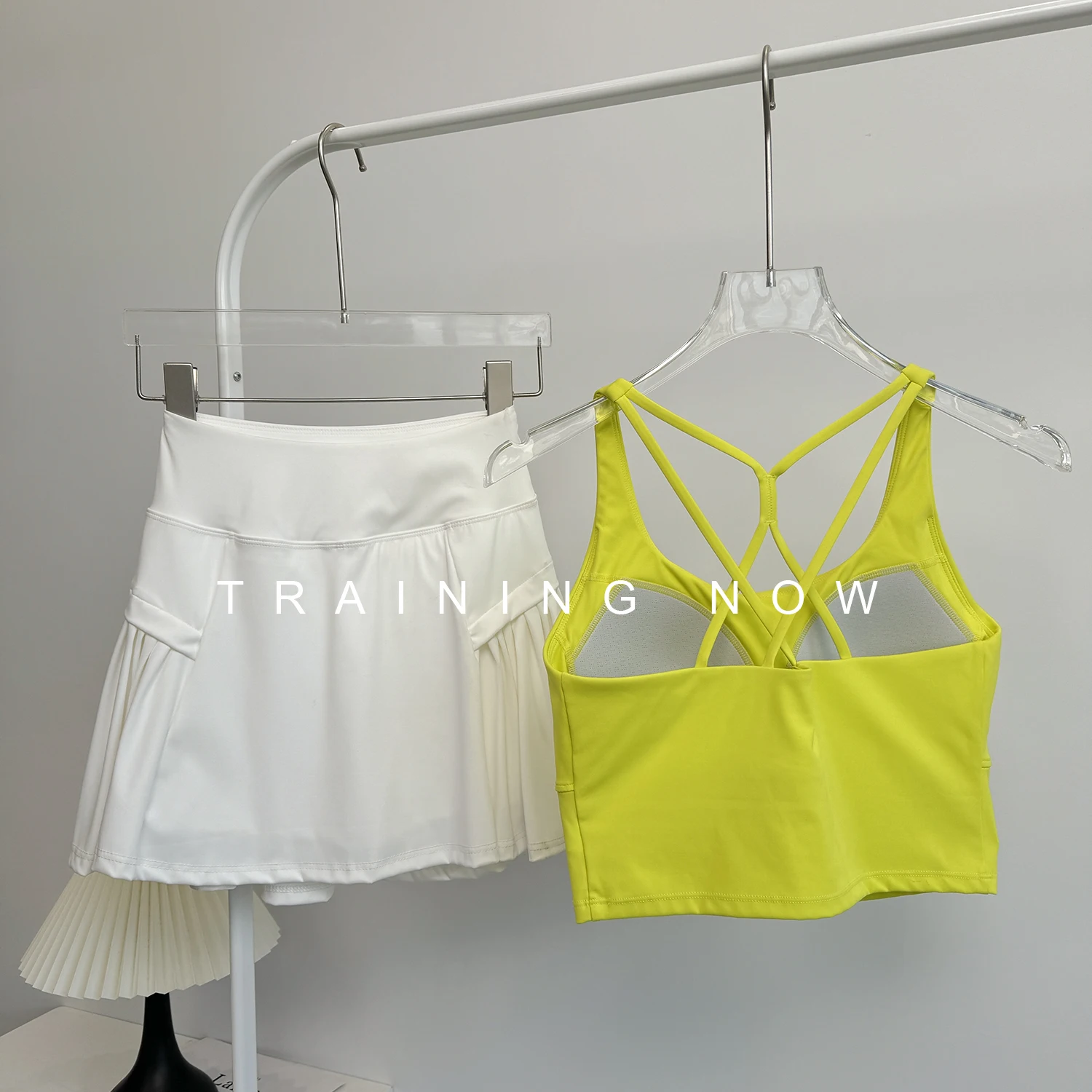 tennis-fitness-suit-for-women-in-summer-2025-summer-sexy-beautiful-back-yoga-vest-high-waist-slim-running-sports-skirt