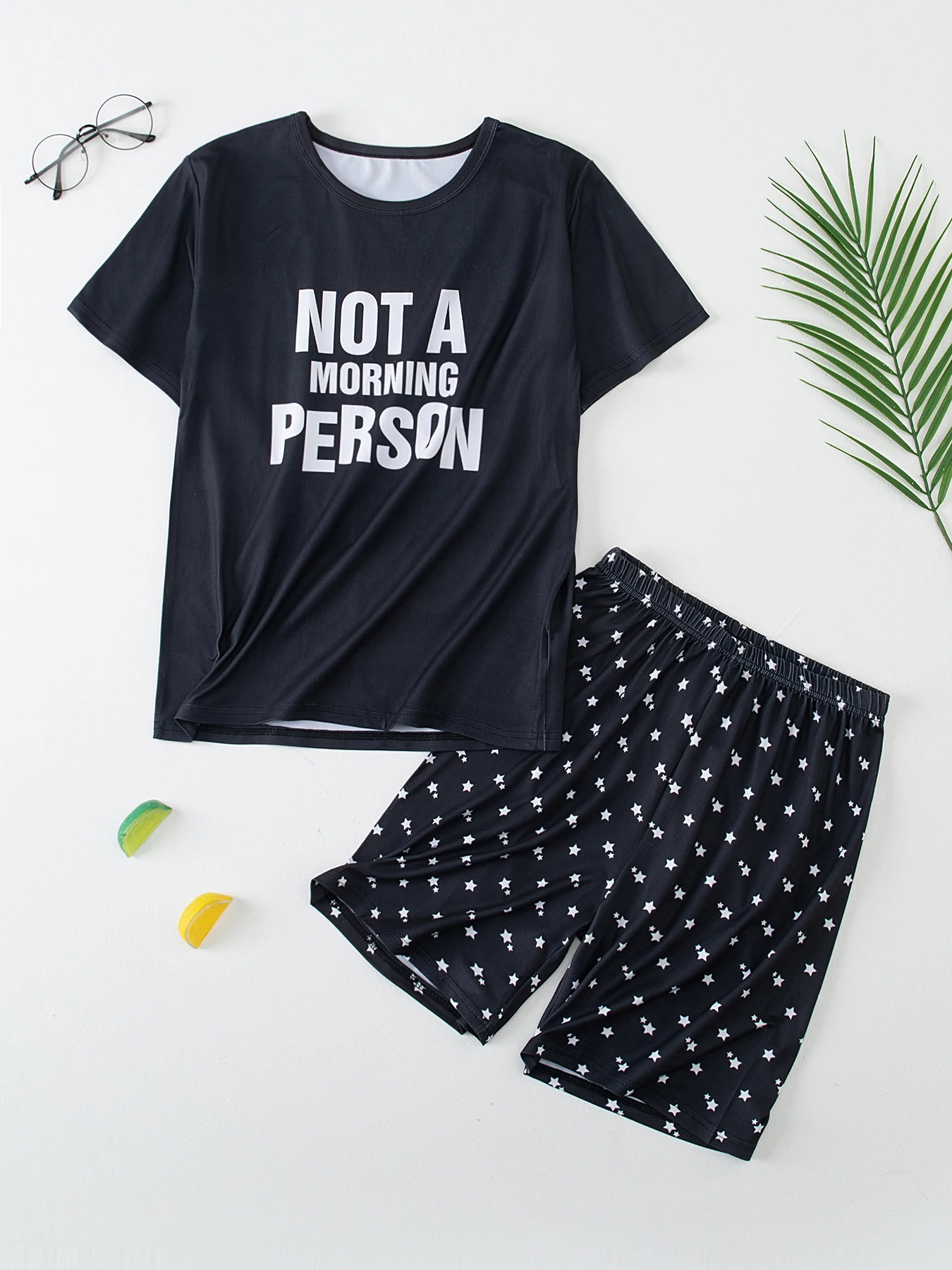 2-piece summer youth fashion printed casual short sleeved shorts set comfortable round neck home T-shirt shorts set for big boys view 3