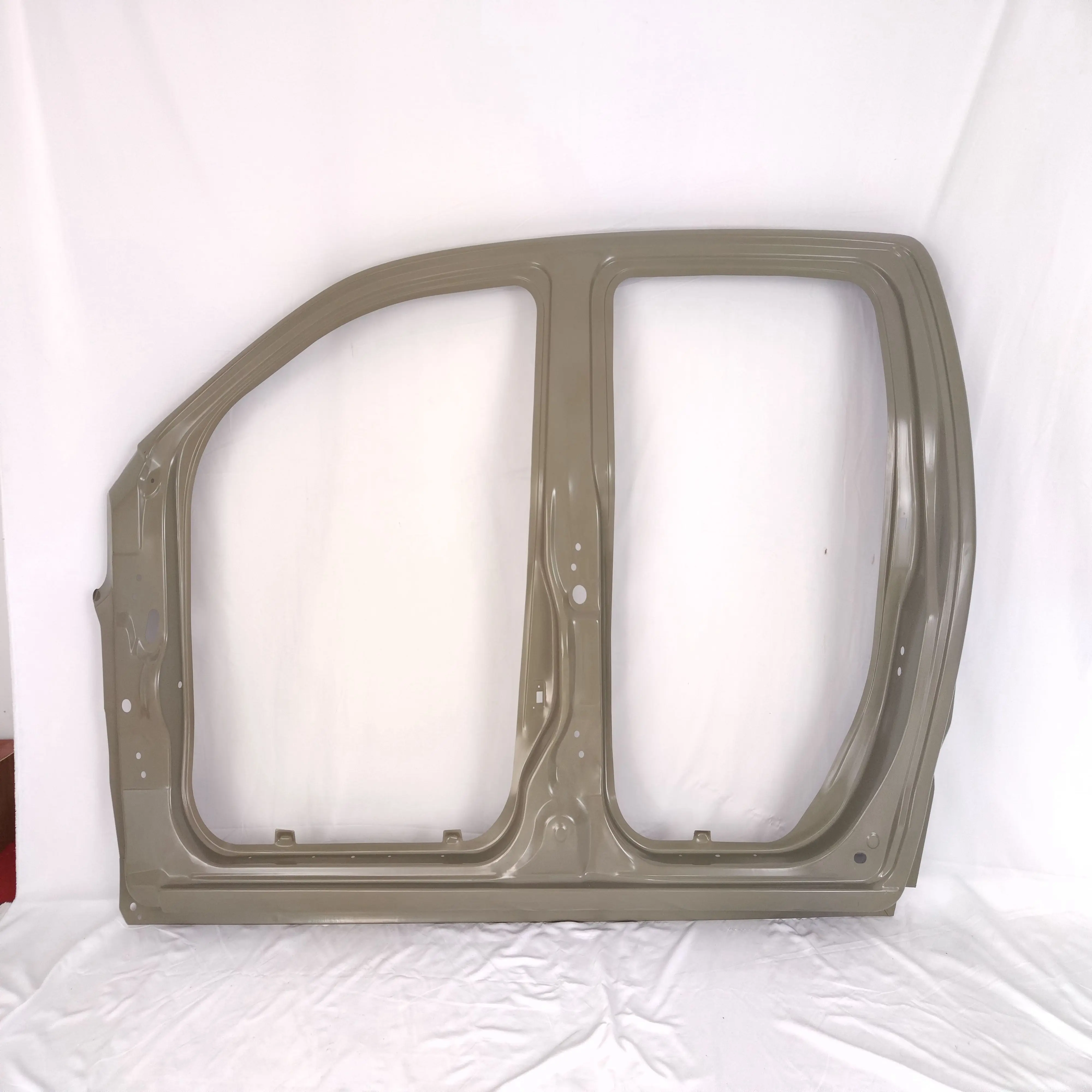 

Good Quality Car Body Parts Aftermarket Steel Door Whole Fame Panel Side Panel for Isuzu Dmax 2012