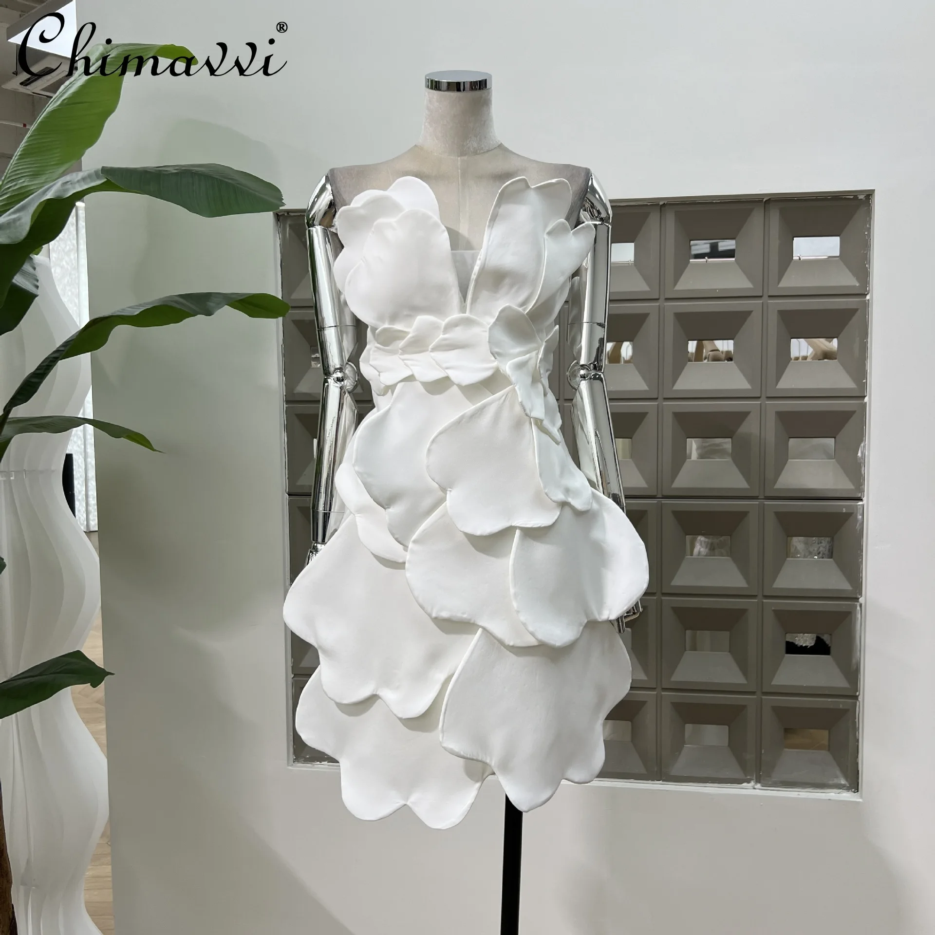 

French Elegant Socialite Evening Party Dress Sleeveless Off-Shoulder 3D Petal Splicing High Waist Hip-Wrapped Short Dress Women