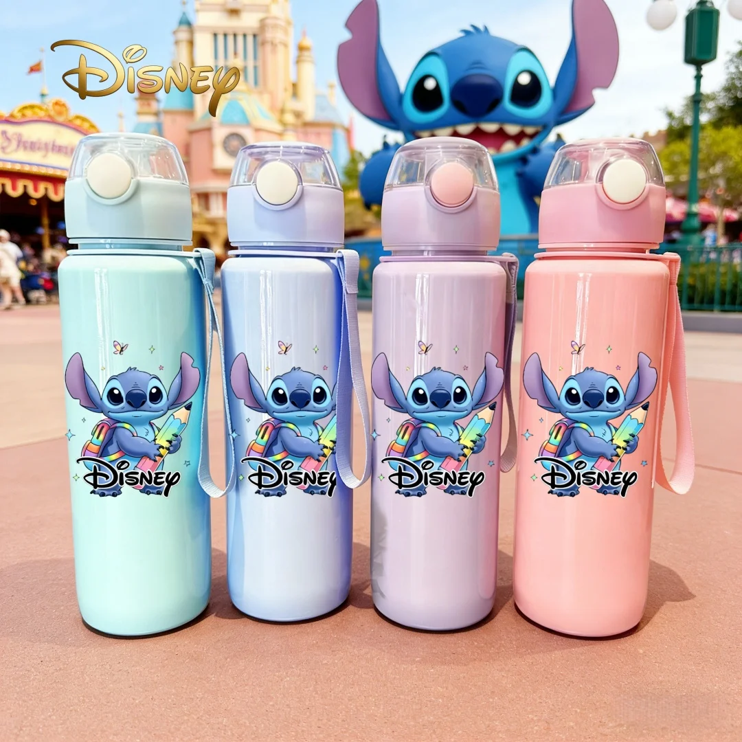 

Официально лицензированная Disney 3D-печатная бутылка для воды с изображением Стича, с кнопочной крышкой, устойчивая к выцветанию, многоразовая, легкая, прочная.