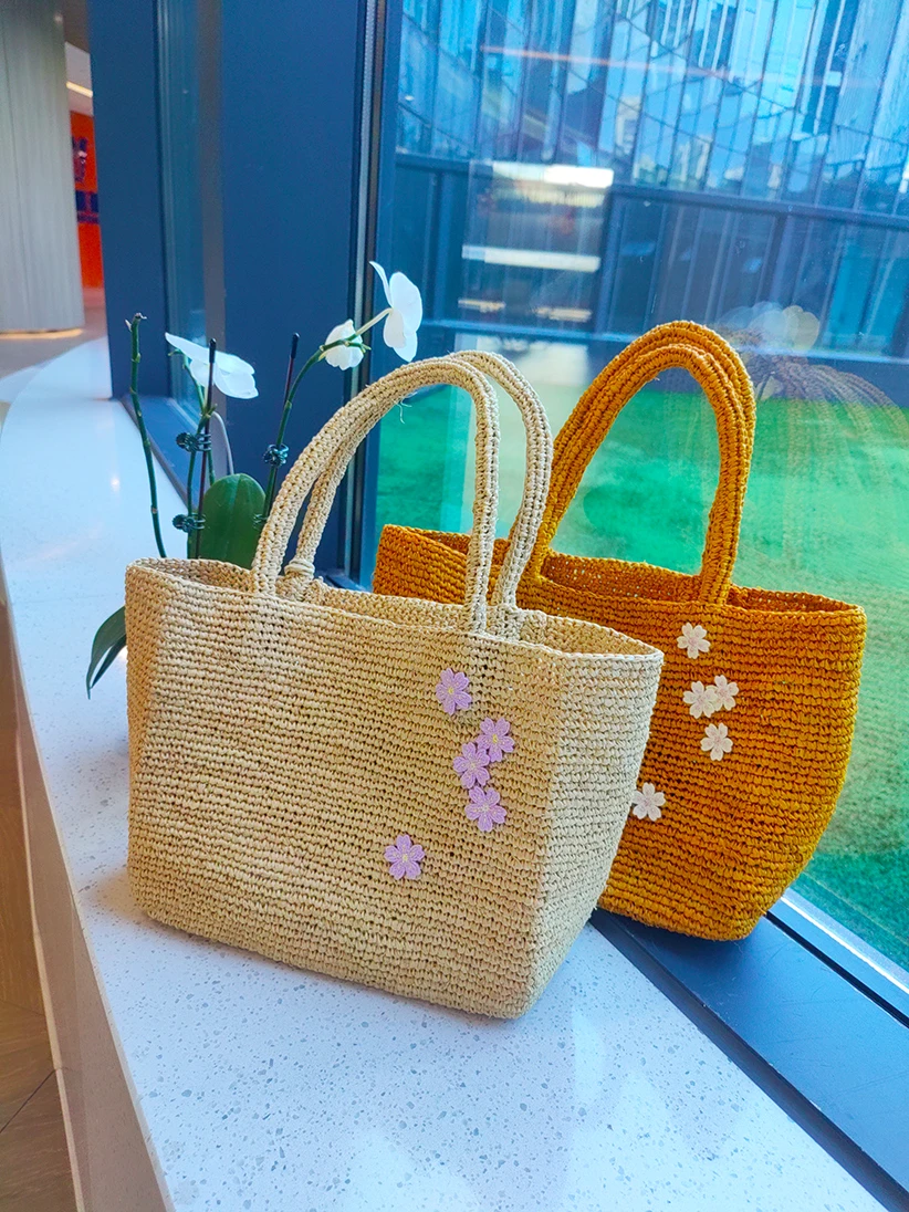 natural-raffia-woven-floral-pattern-small-square-handbag-eco-friendly-forest-system-summer-trend-hand-held-bag-ladies-purse