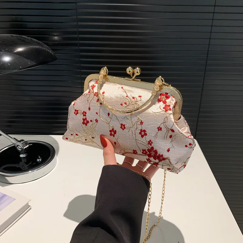 

2024Spring and Summer New Style Women's Bag Cheongsam Handbag Fashionable Chain All-Match Crossbody Shoulder Bag Women's