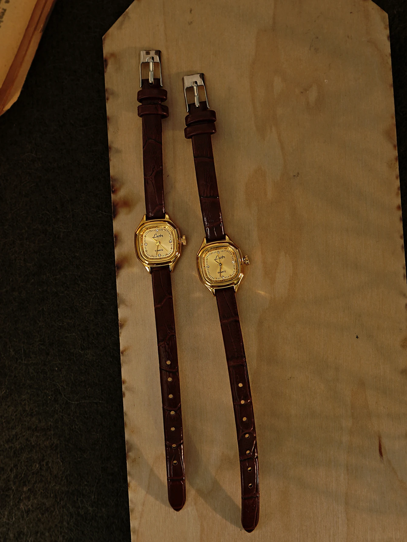 1 PC Mini Gold Square Dial Watch | Vintage-Style, Brown Leather Band, Water-Resistant | Minimalist & Elegant Women‘s Wristwatch image 6