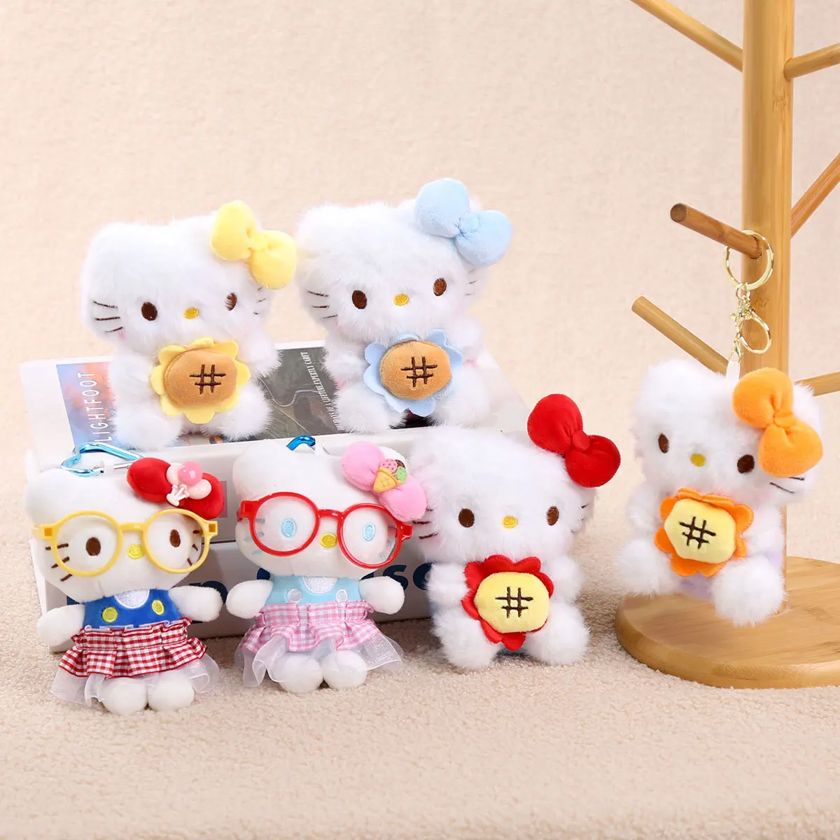 

1PCS for Hello Kitty Plush Keychain Cartoon Anime Phone Chain Fashion Car Backpack Keychain Cute Girl Plush Toy Friend Birthday