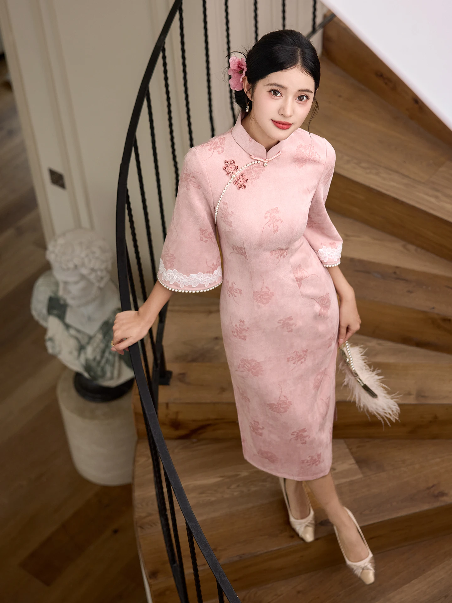 

Ele Pink Long Sve Winter Wear Engaging Wedding Lightweight Gown Daily Wear Comfortable Fit Vintage Sle