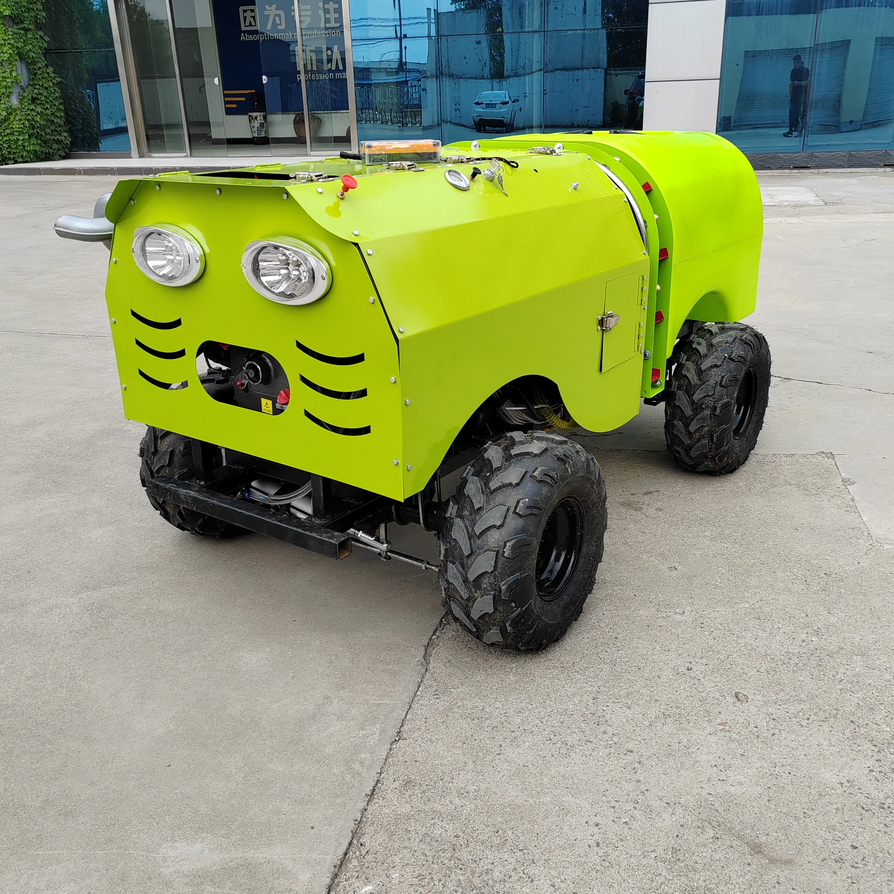 New Agricultural 12hp Diesel Self-Propelled Intelligent Remote Control Sprayer Robot Pesticide Spraying Machine Garden Sprayer