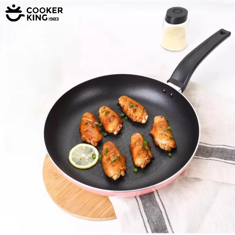 

COOKER KING 26/28cm Frying Pan Aluminum Non-stick Saucepan Embossed Wok Steak Egg Pan Low-smoke Flat-Bottomed Pan with Handle