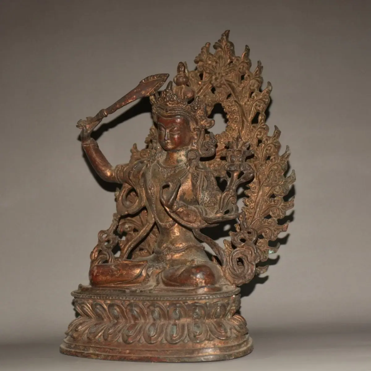 Imitation copper red rust lotus base backlight Manjushri width 17 cm thick height 25 cm weight 1680 grams