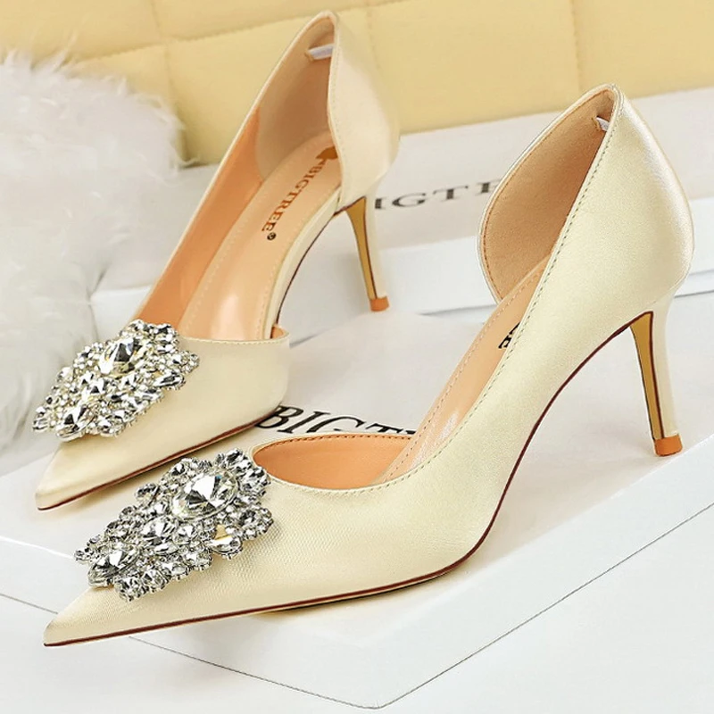 Rhinestone Kitten Heels Women Pumps Elegant Luxurious Banquet Shoes Pointed High Heels Lady Stilettos 7 Cm 10.5 Cm Heeled Shoes