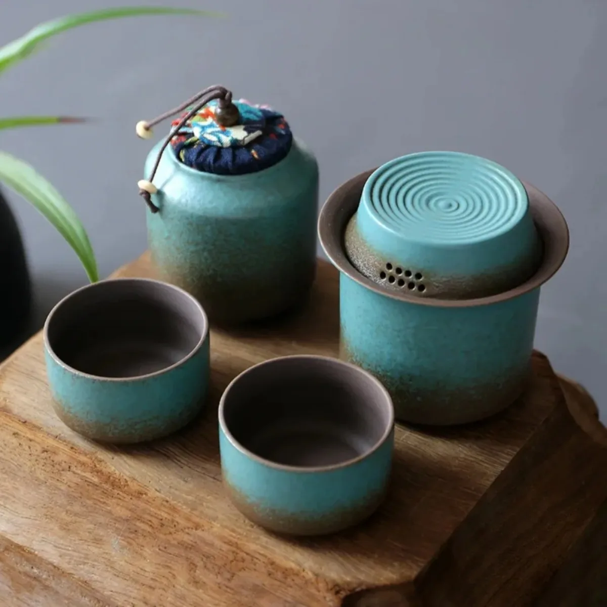 Ceramic Tea Set Vintage Kiln Change Green Teapot Set 1 Pot 4 Cups Kung Fu Teaware Aesthetic Home Decor Living Room Gift