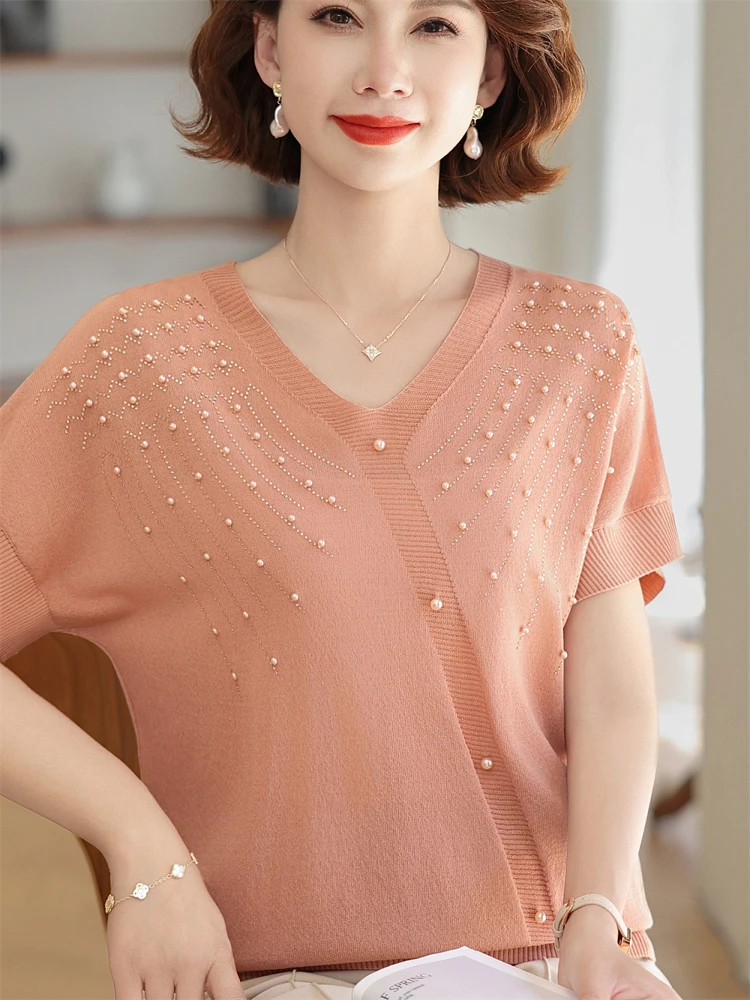 

Легкая летняя футболка из ледяного шелка с V-образным вырезом для женщин среднего возраста, модная новинка 2025 года