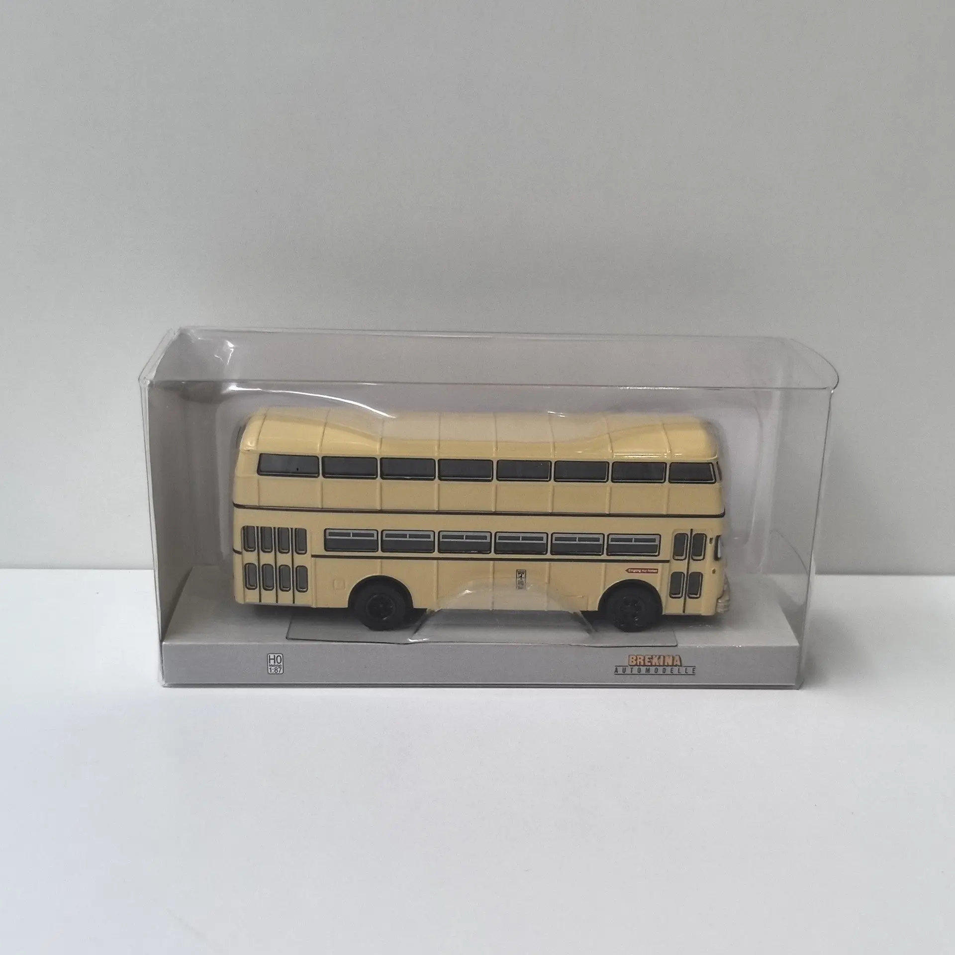 

BREKINA 1/87 Scale HO BUSSING D2U BVG Bus Plastics Car Model