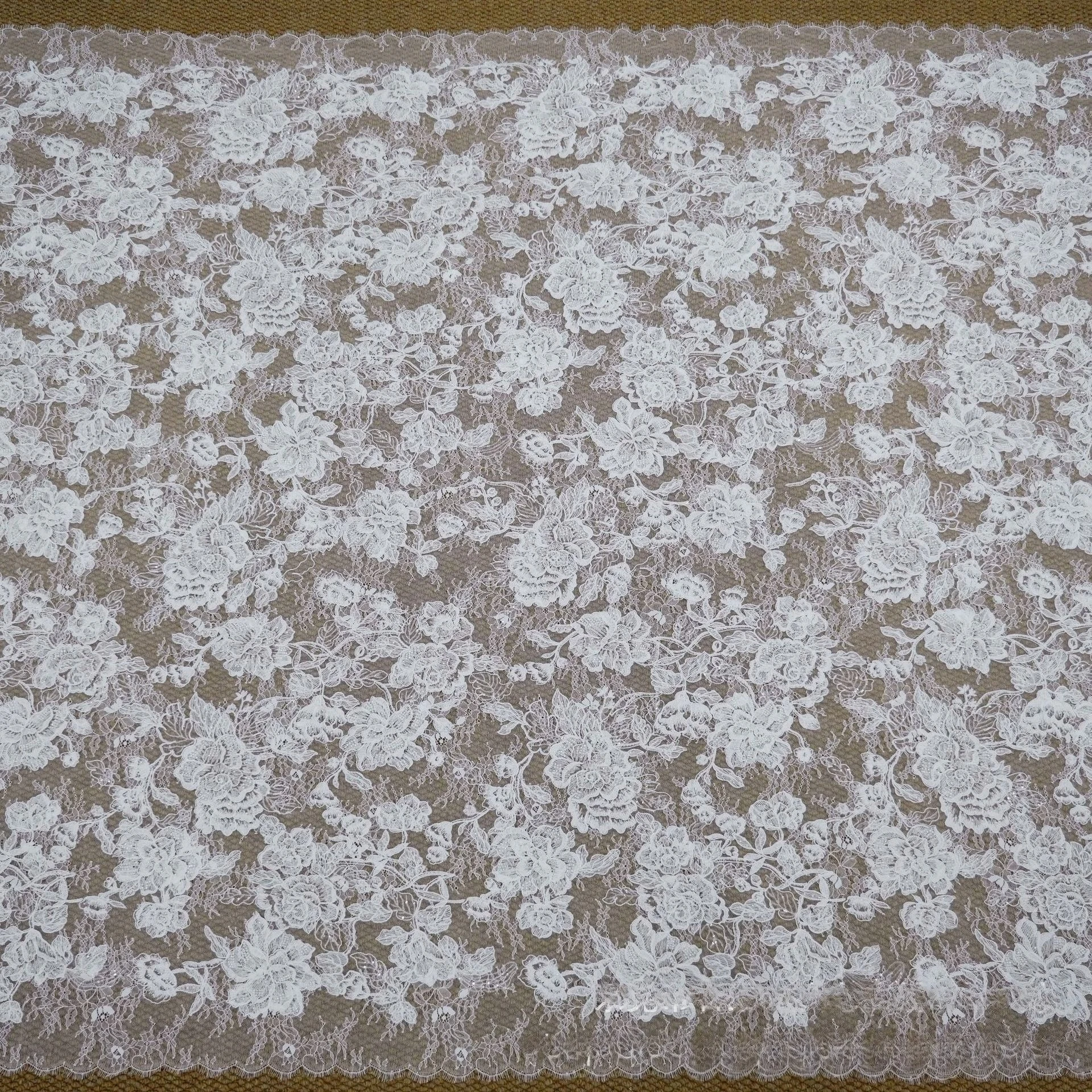High Quality Mesh Bottom Soft Lace Embroidery Bead Embroidery Lace Lace Fabric Can DIY Fashionable Wedding Dresses and Gowns