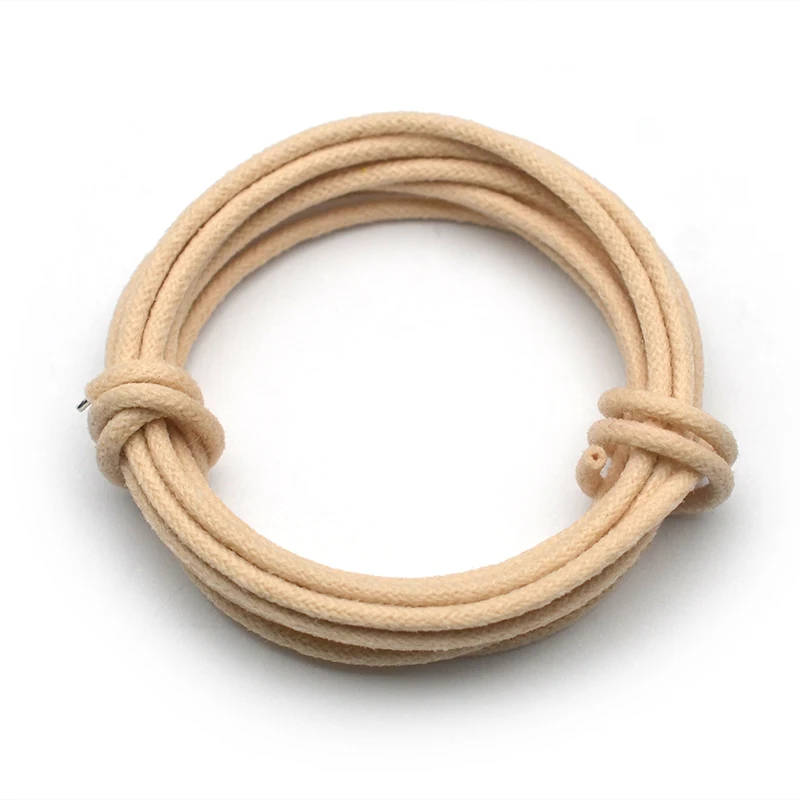 كابل أداة جيتار سلك جيتار على الطراز العتيق مغطى مسبقًا مكون من 7 حبلاً (أزرق - 1.5 م، أبيض - 1.5 م، أحمر - 1.5 م)