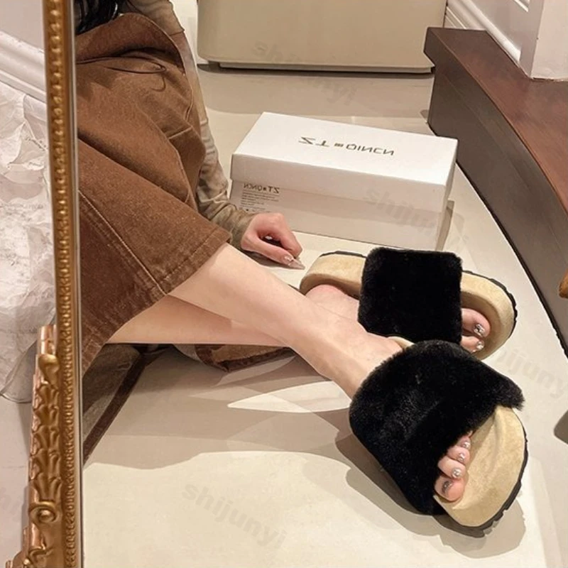 

Platform Plush Shoes Women's Outdoor 2025 Autumn Winter New Warm Fashion Cotton Slippers Comfortable Indoor Non Slip Slippers