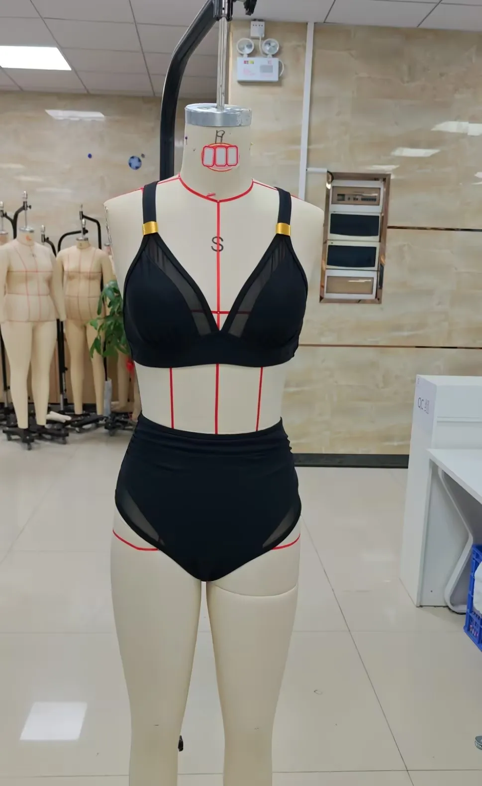 

Womens Bikini Swimsuits Halter Bra Tops with High-waisted Thong 2 Pcs Set Stylish Bikini Bathing Suit Swimwear