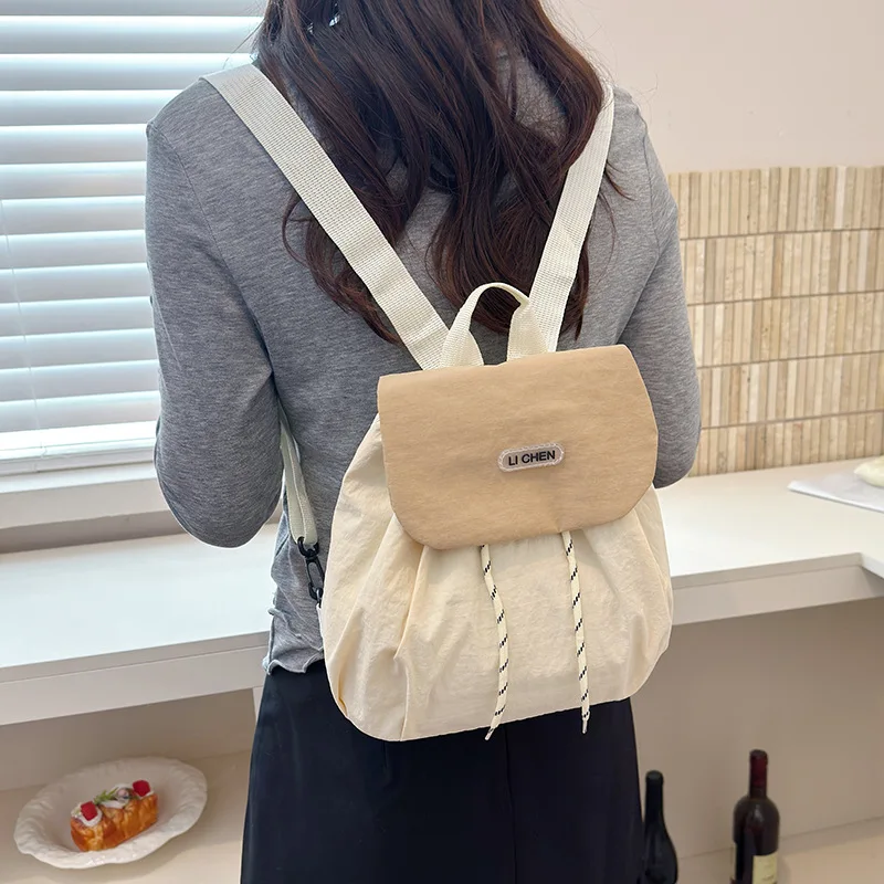 Minimalist Niche Cute Mini Backpack New Lightweight Travel Commuting Backpack Middle High School Girl Students Schoolbag