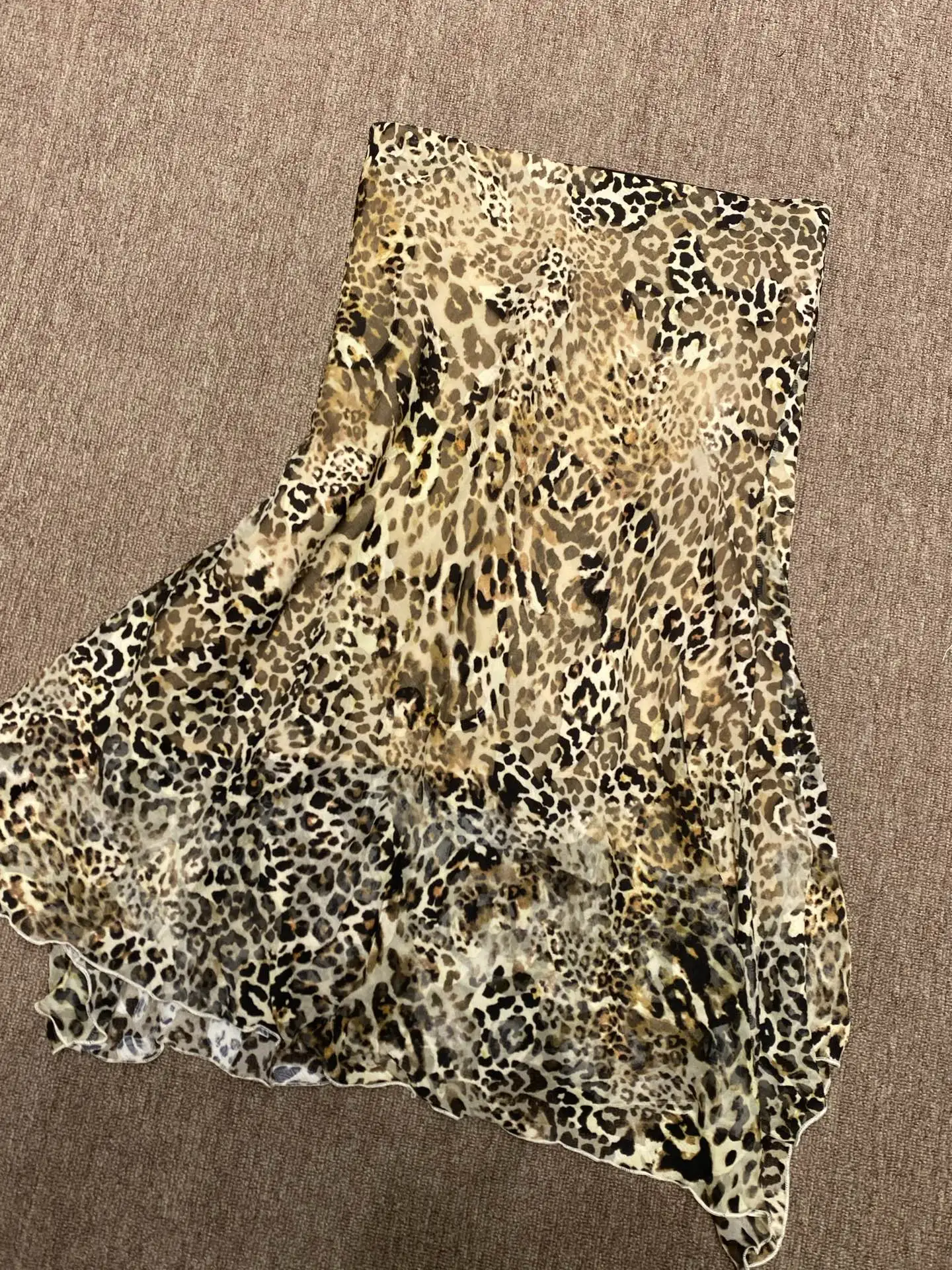 

Элегантная женская юбка-миди с леопардовым принтом и эффектом рыбьего хвоста, утягивающая, с высокой талией, модная, универсальная, в винтажном стиле