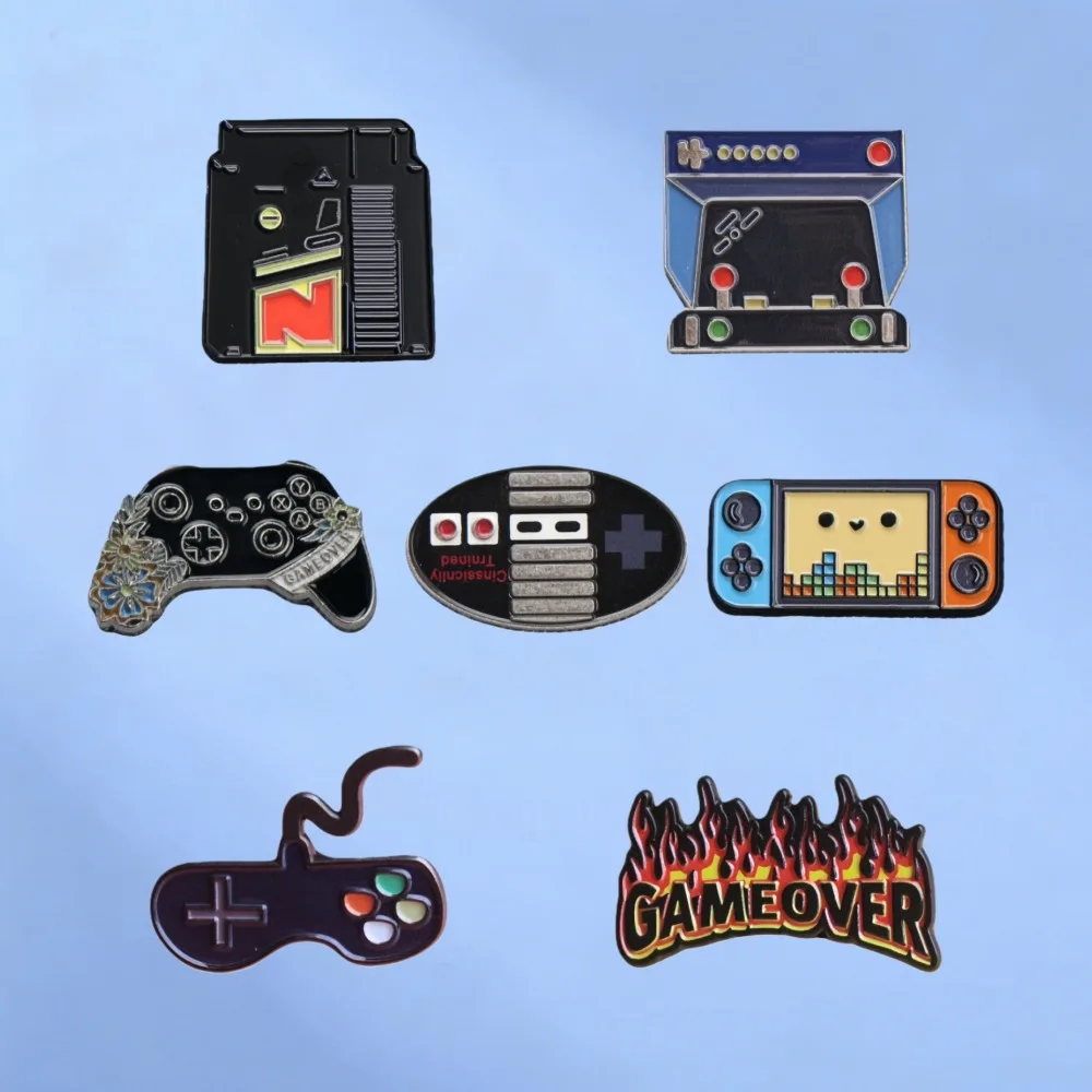 Retro-Gaming-Themen-Pins: Einzigartige Legierungsabzeichen für Gamer, modische Accessoires für Kleidung und Rucksäcke – Detail 1