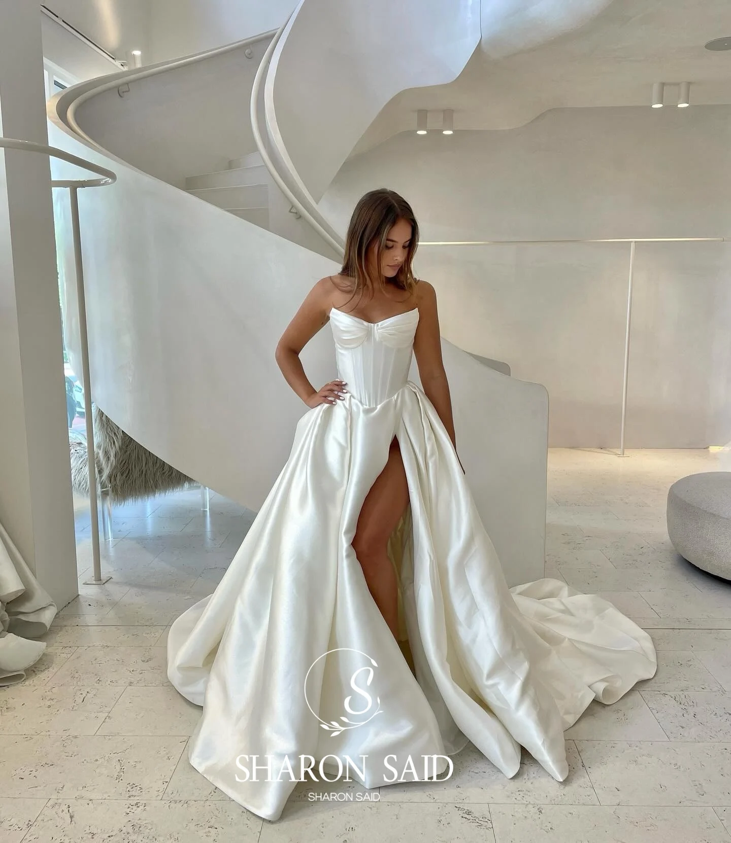 Sharon Said 2025 Simple Sweetheart A-Line Off White Wedding Dresses High Split sleeveless Satin Bridal Gowns SW070 Customized