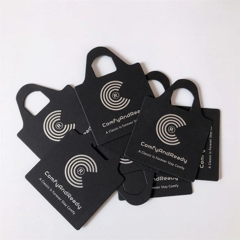 Customized product、Paper Hang Tags for Clothing Logo Hangtag Black Tags Swing with Custom Logo