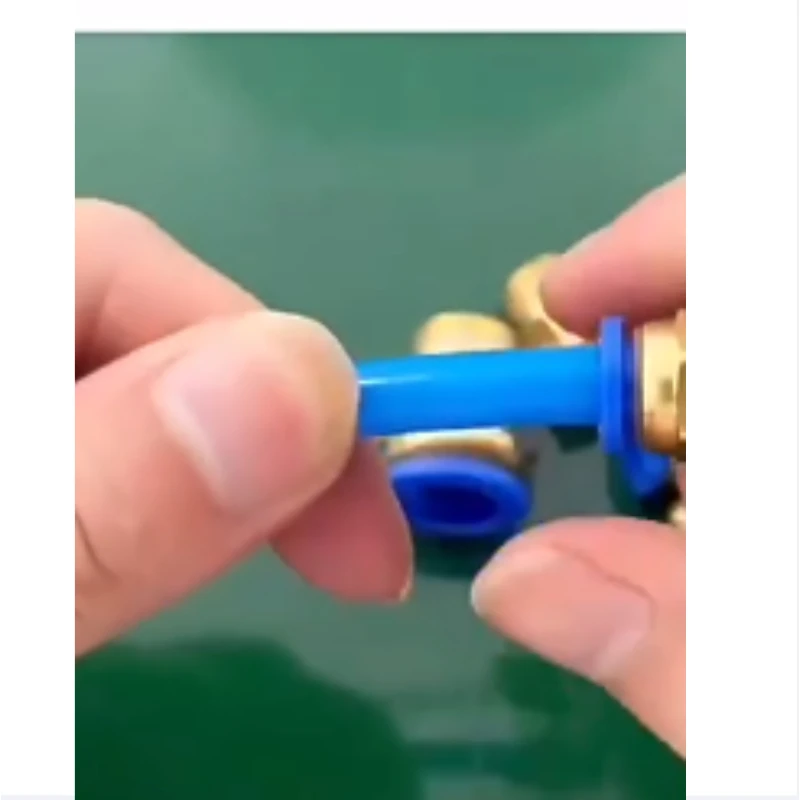 Suitable for Pneumatic Quick Insertion Pipe Connector PC10-03 Thread Through 4-M5/PC6-01/PC8-02/PC12-04/16